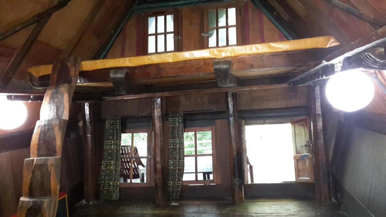 Liberta Homestay Tuk Tuk Exterior foto